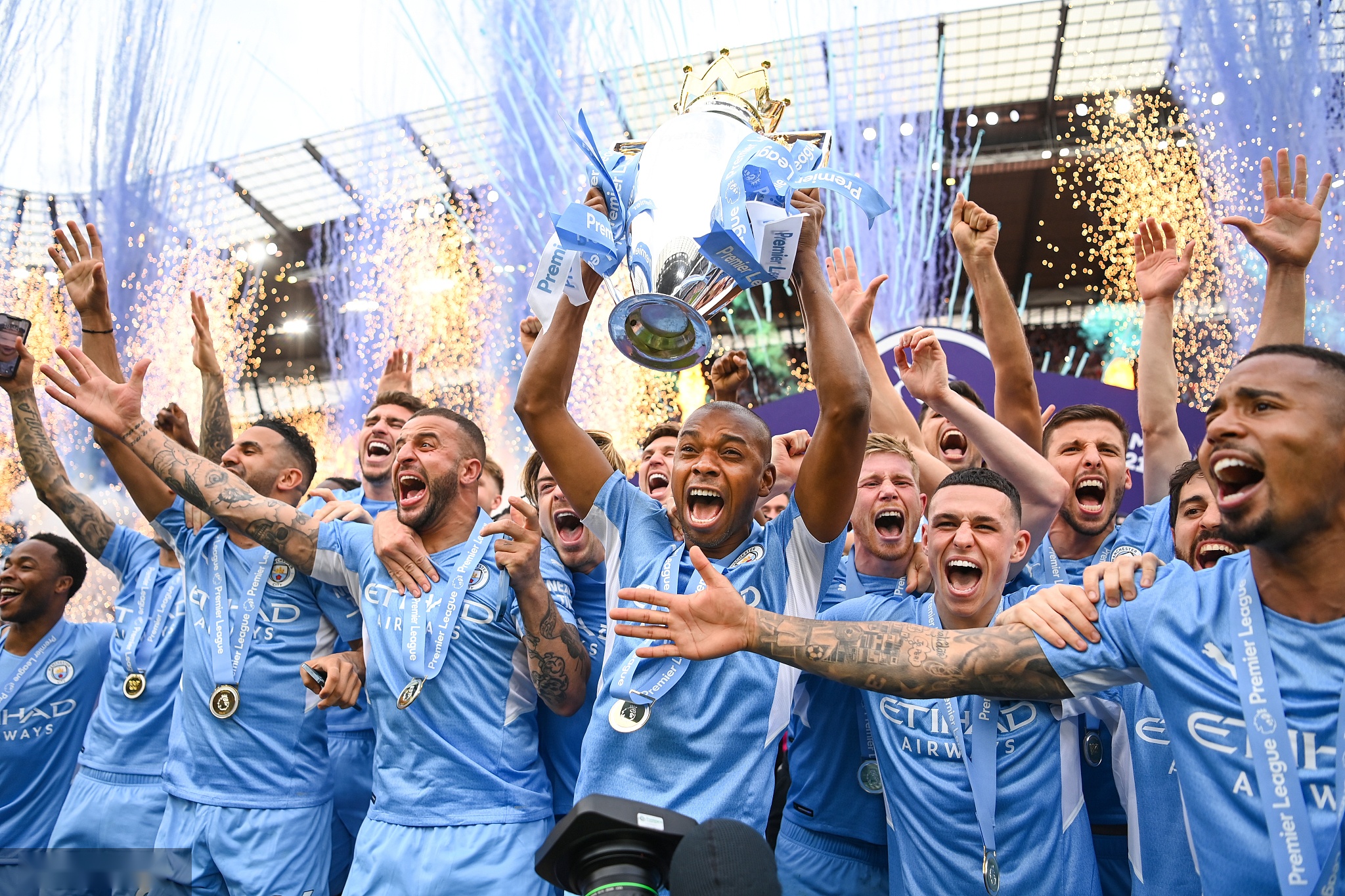 保护篮筐与 保护篮筐与